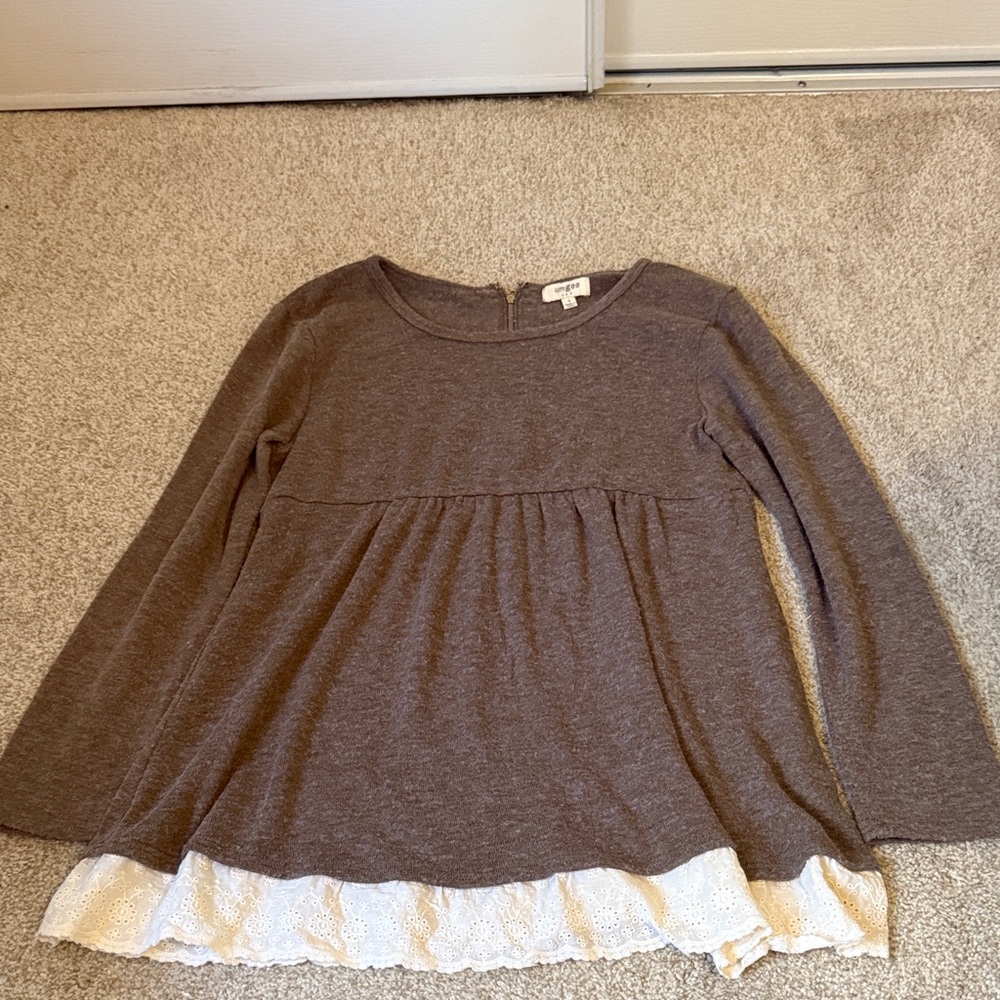 Umgee Brown Blouse with White Trim